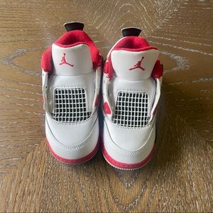 Air Jordan Retro 4 OG Fire Red Size 8C